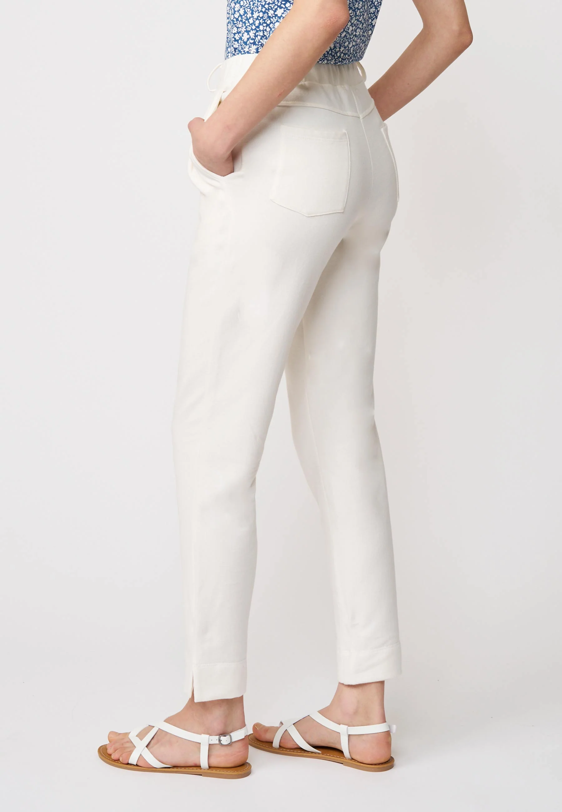 Hose, Modell Utta - Image 6