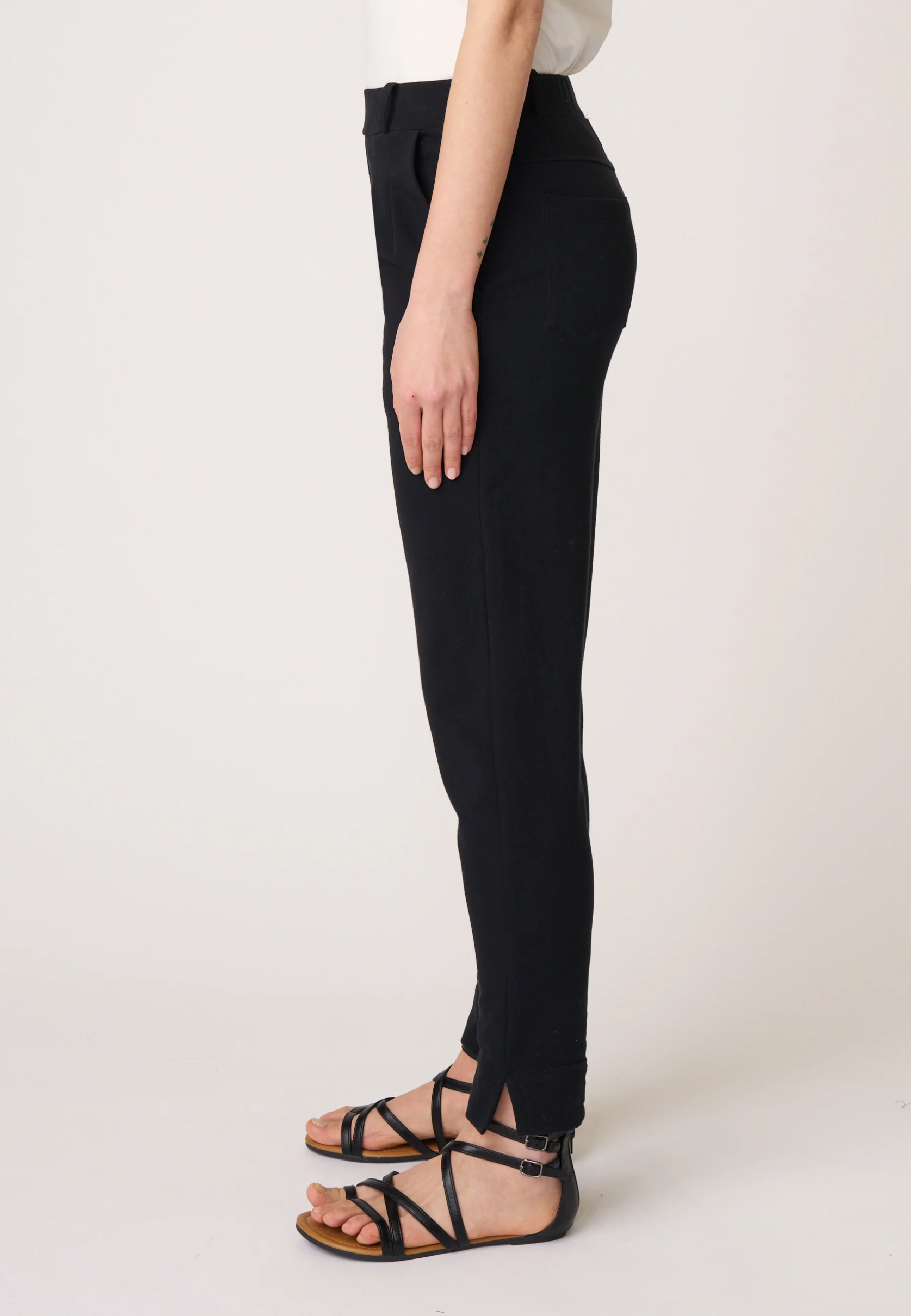 Hose, Modell Utta - Image 15