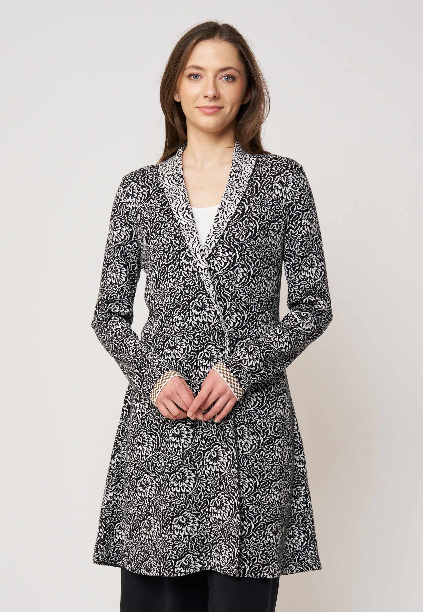 Strickjacke, Modell Jolina lang - Image 2