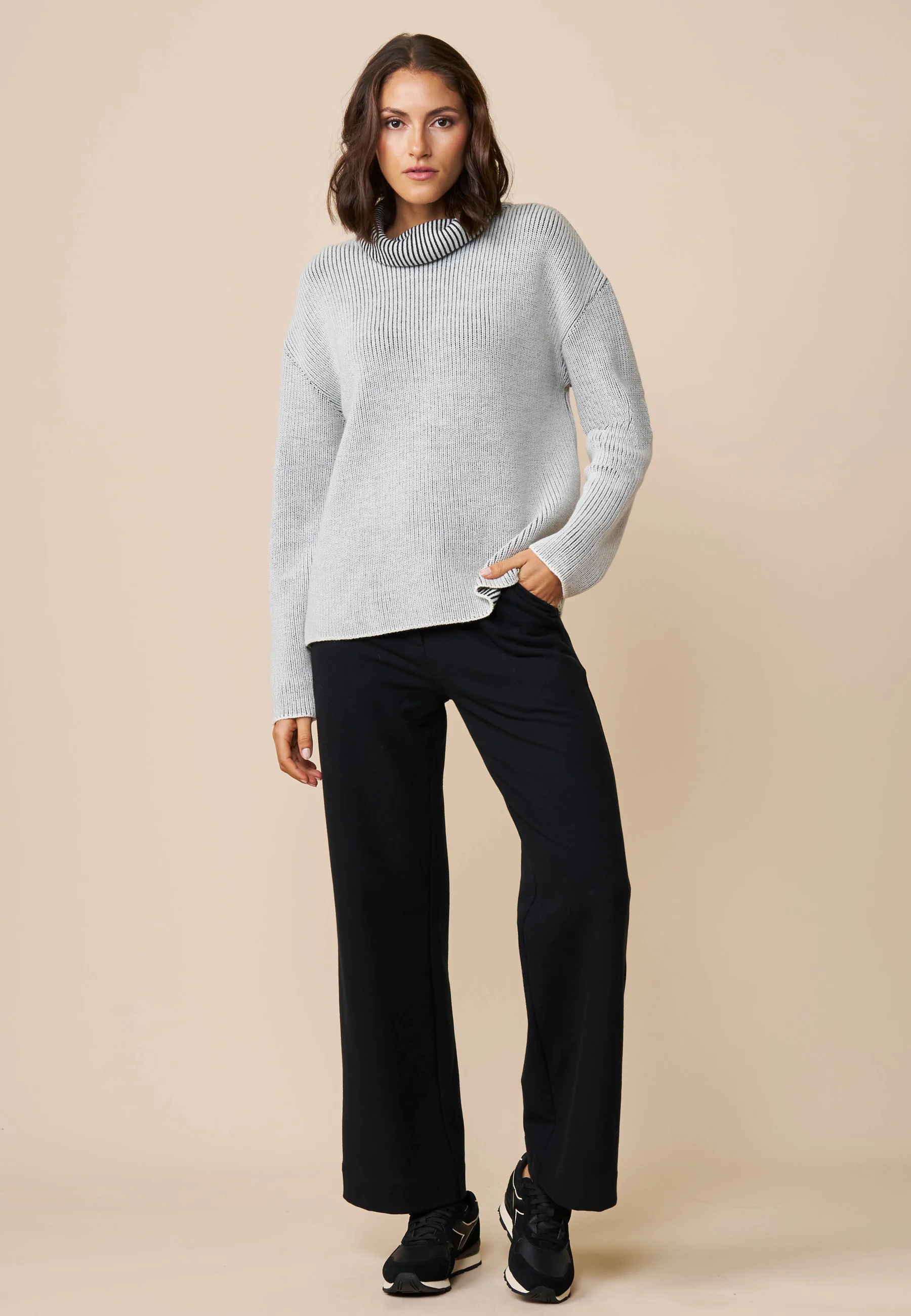 Pulli, Modell Isabelle - Image 7